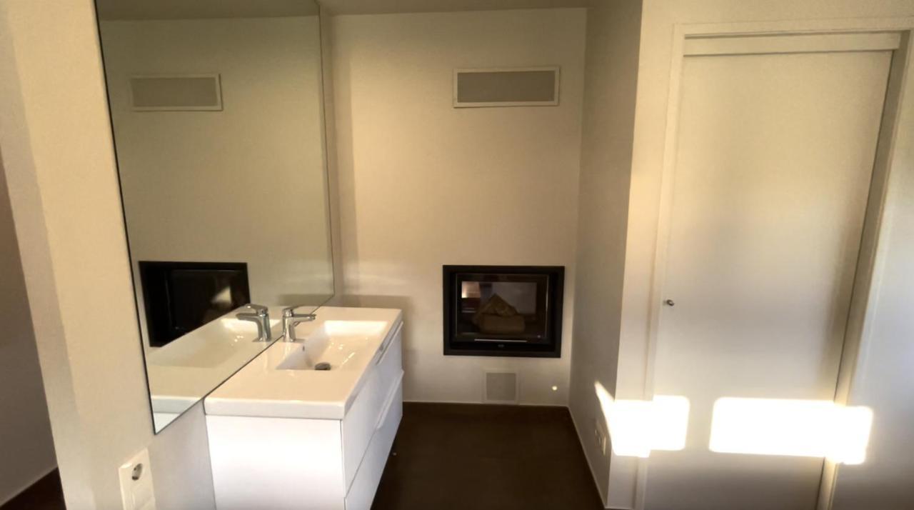 Apartaments Parapent Fly Escales Органя Екстериор снимка
